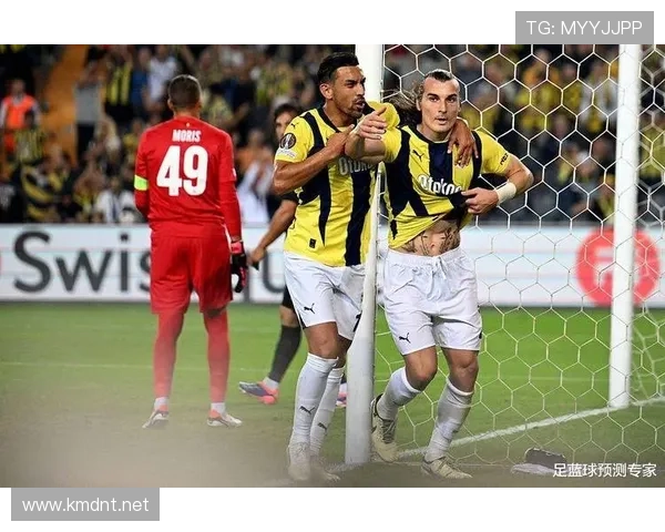 费内巴切锋线表现